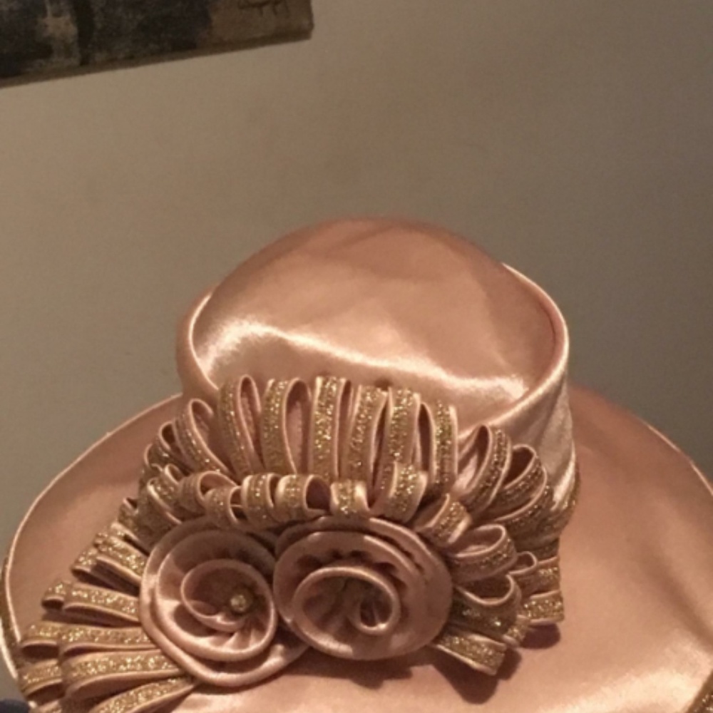 Champagne/Gold Hat